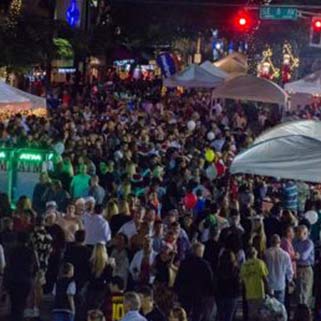 Las Olas at Christmas